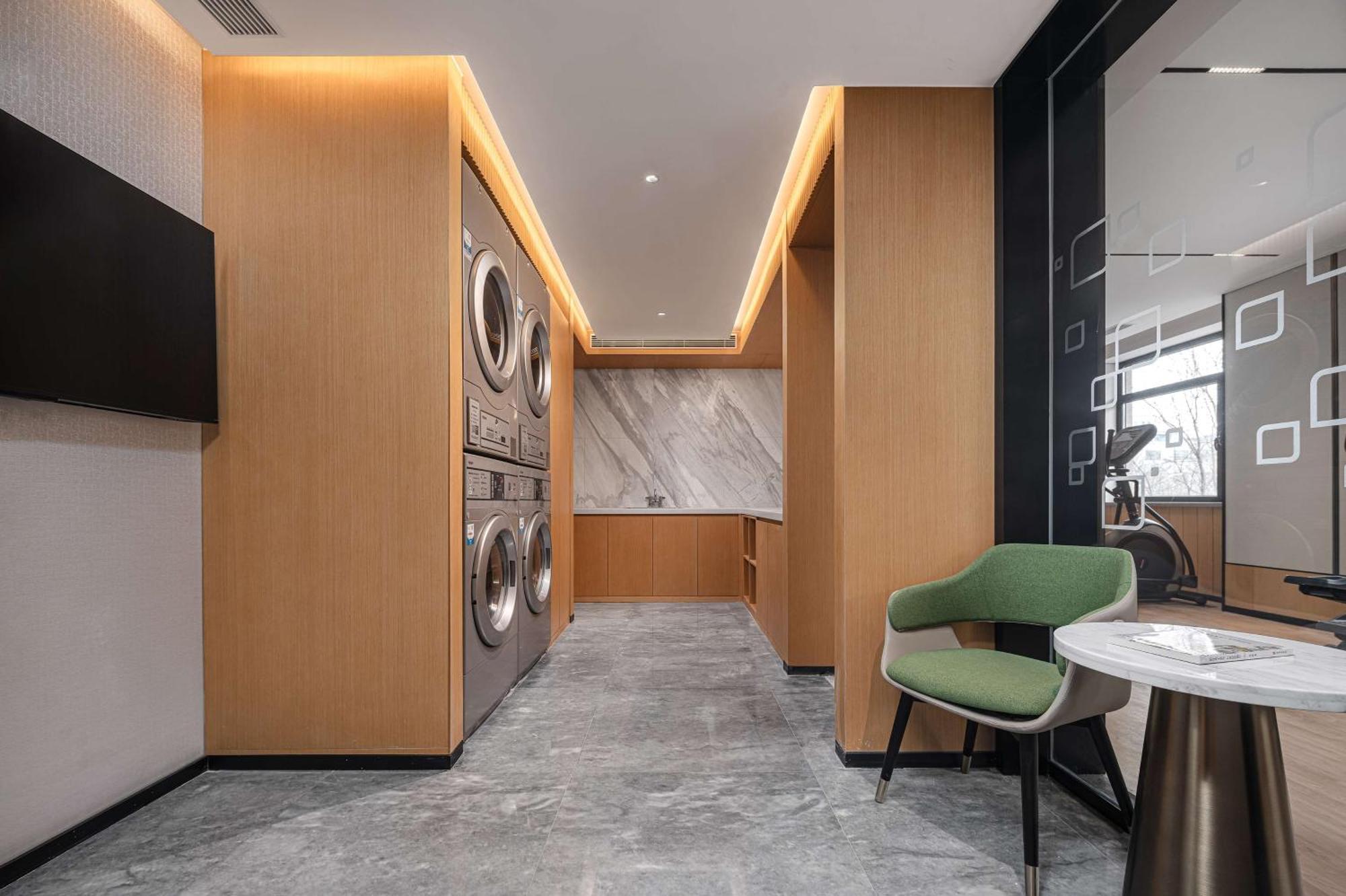 Hilton Garden Inn Beijing Temple Of Heaven East Gate Station Exterior foto