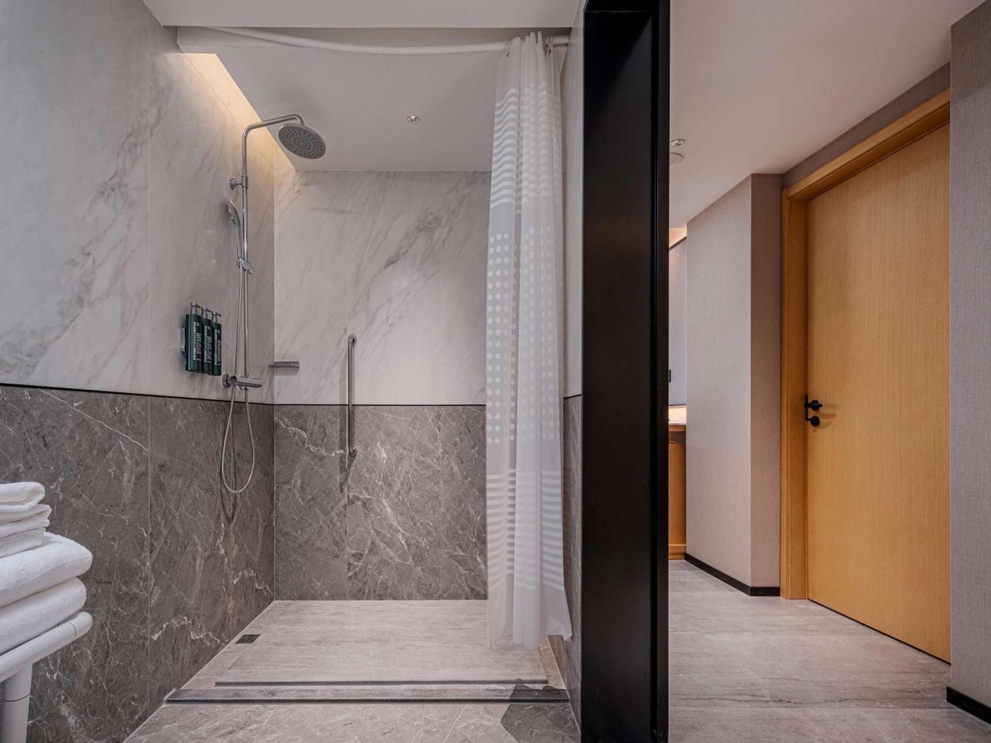Hilton Garden Inn Beijing Temple Of Heaven East Gate Station Exterior foto